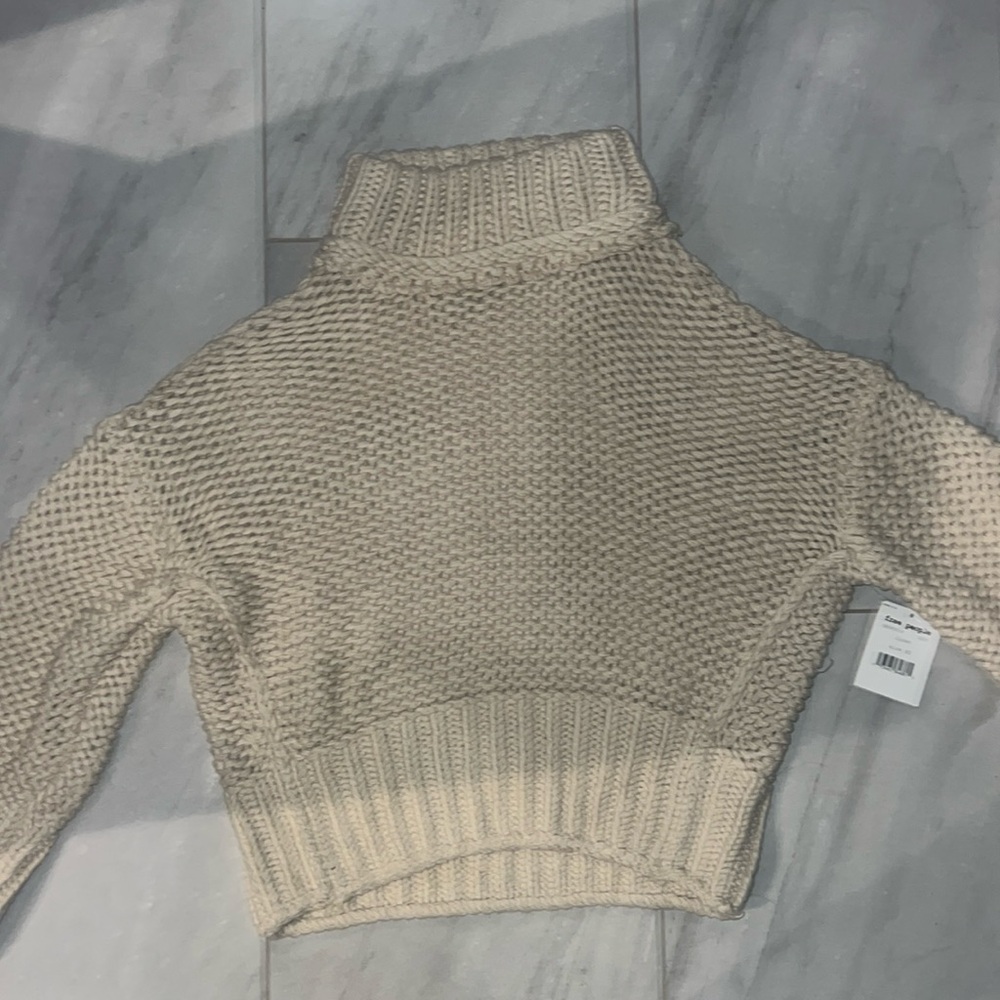 Free people turtle neck sweater Size XS